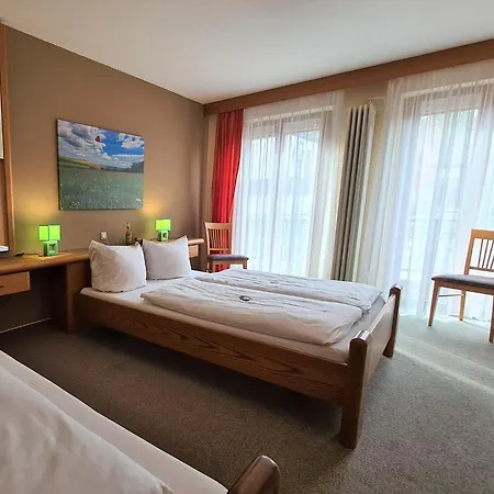 Hotel Goldenes Fass 3*